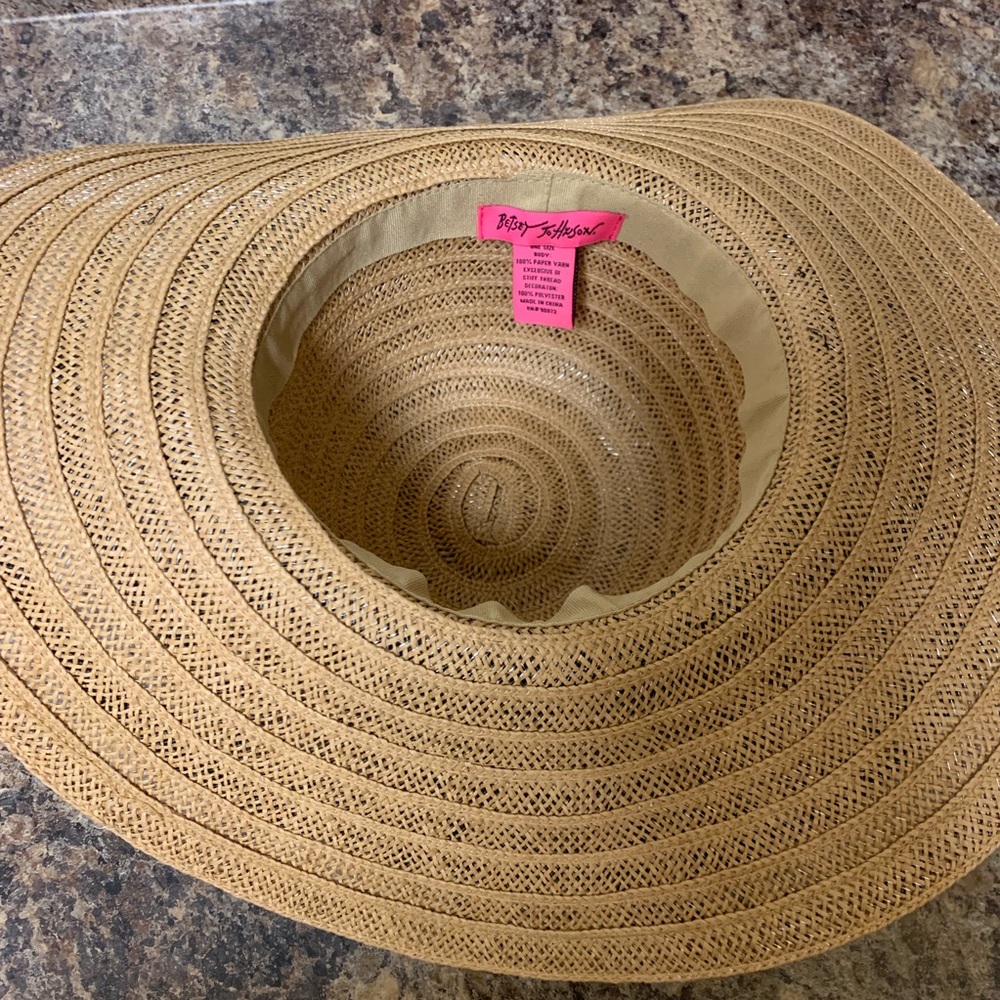 NWT Betsey Johnson Friged Floppy Hat - Picture 5 of 6